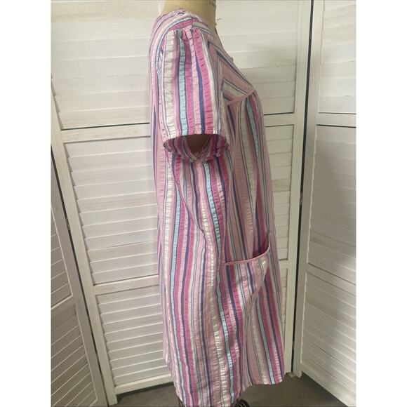 Pink K Snap Up Pearl Button House Dress Size Robe Stripe Pockets Sz Large - Picture 4 of 9